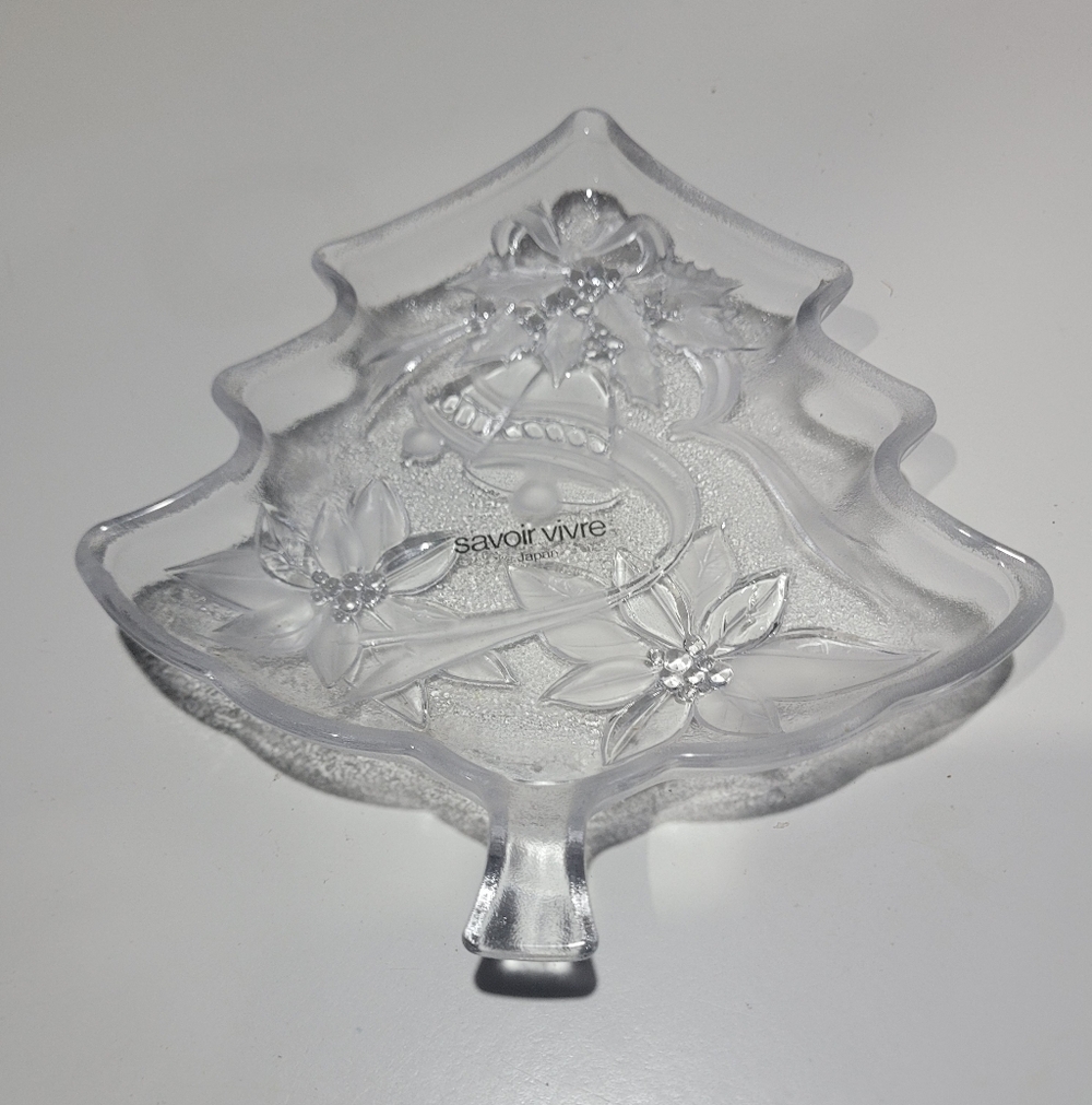 Mikasa Savoir Vivre Holiday Spirit Tree Dish